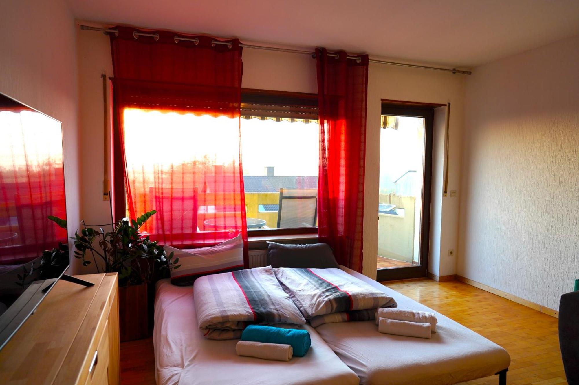 Grosse Ferienwohnung, Apartment In Leimen Wehome Komfort Bagian luar foto